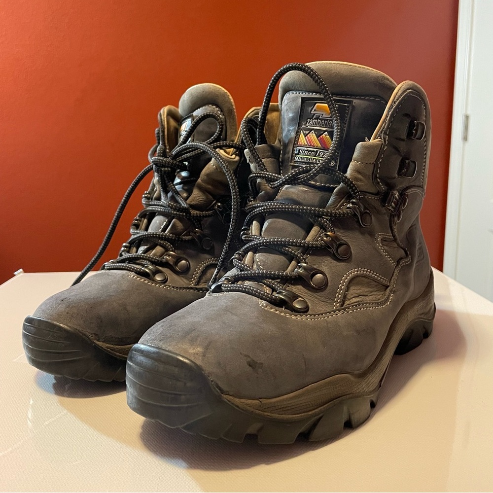 Zamberlan Women’s Trekking Hiking Italy Made Gray‎ Lace Up Gorpcore Vibram Boots